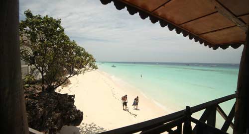 Langi Langi Beach Hotel